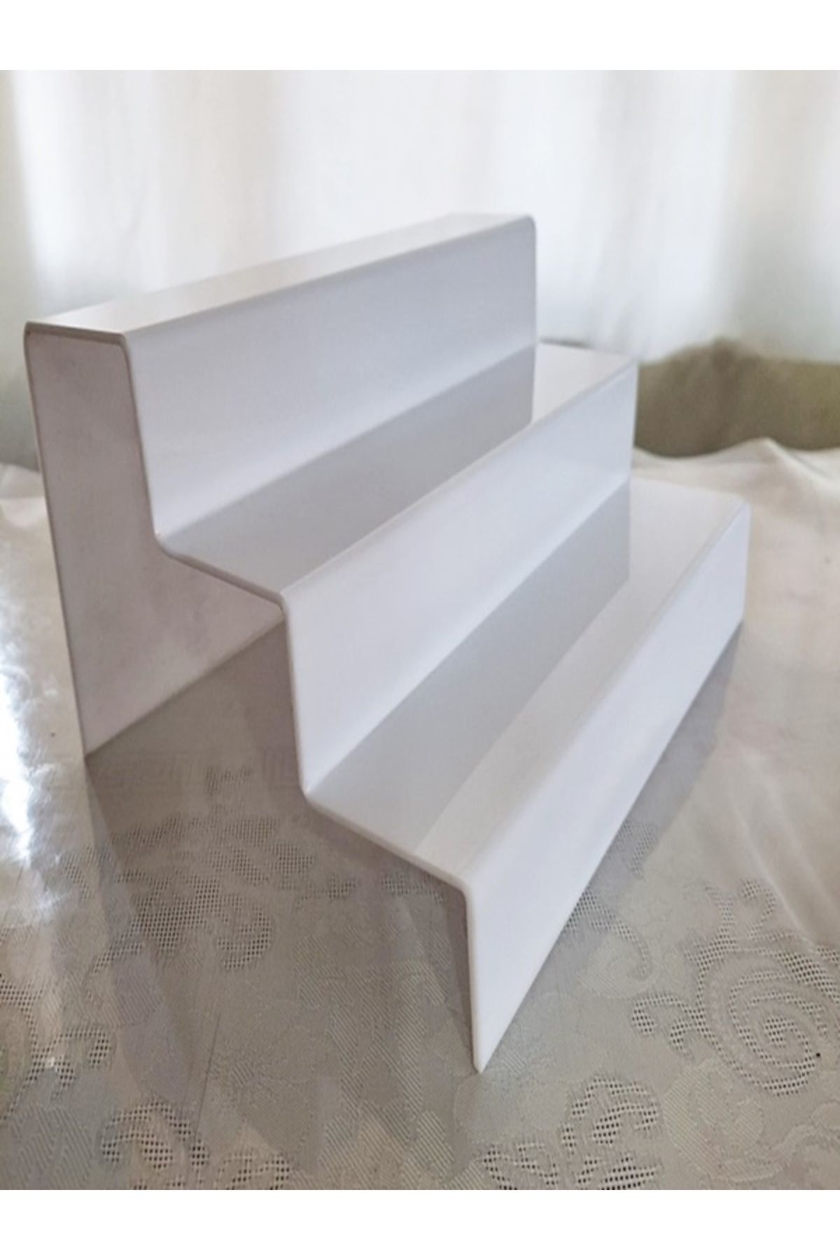 Pleksi 3mm Beyaz(30 CM GENİŞLİK)3 Katlı Baharatlık Ürün Yükseltici