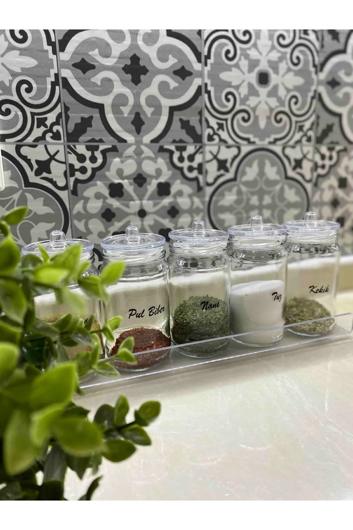 Pleksi Duvar Rafı Kitaplık Ve Banyo Düzenleme Rafı 60 Cm X 10 Cm ( 3 Mm Pleksiden Üretilmektedir)