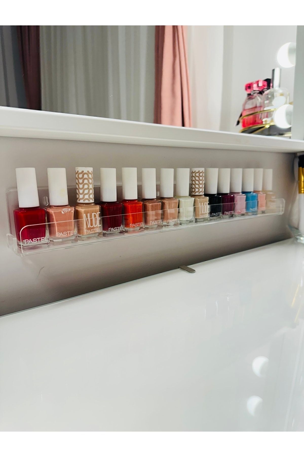 42cm Oje Rafı [yanları Kapalı]